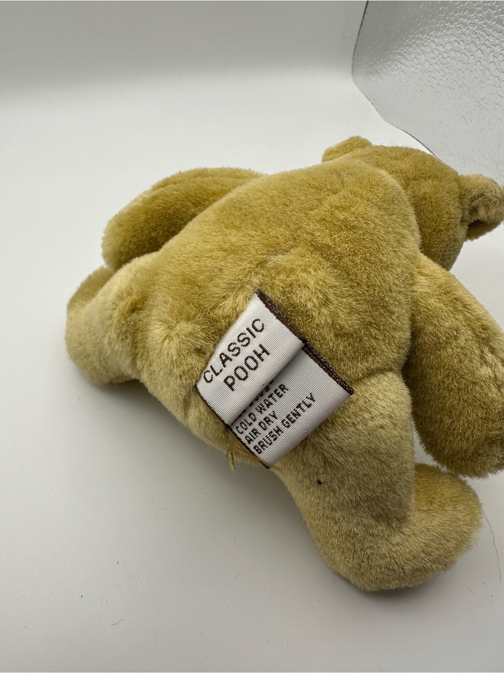 NWT GUND Classic Pooh Winnie the Pooh Plush Bear Small 6-14 in 1998 RARE - Picture 4 of 7